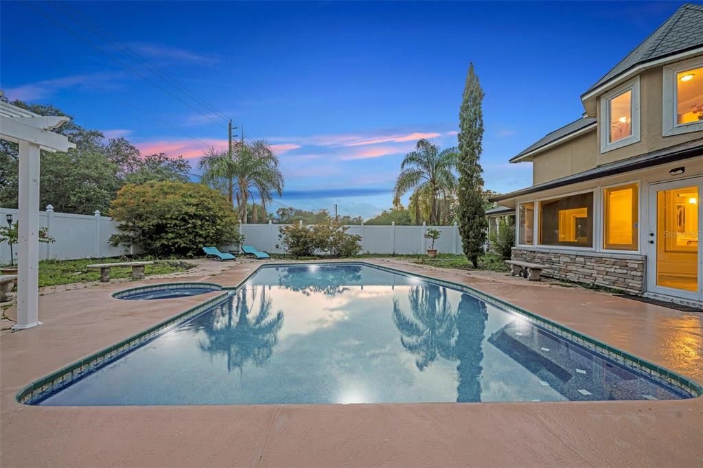 For Sale: $1,575,000 (5 beds, 4 baths, 4233 Square Feet)