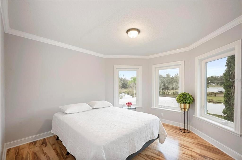 For Sale: $1,575,000 (5 beds, 4 baths, 4233 Square Feet)