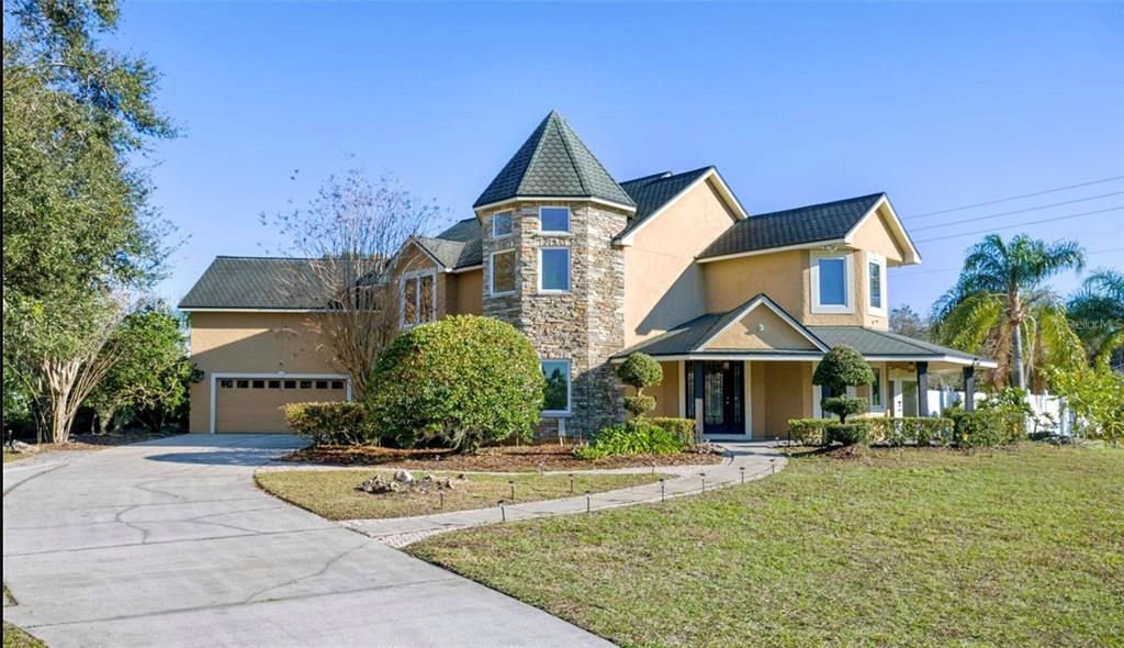 For Sale: $1,575,000 (5 beds, 4 baths, 4233 Square Feet)