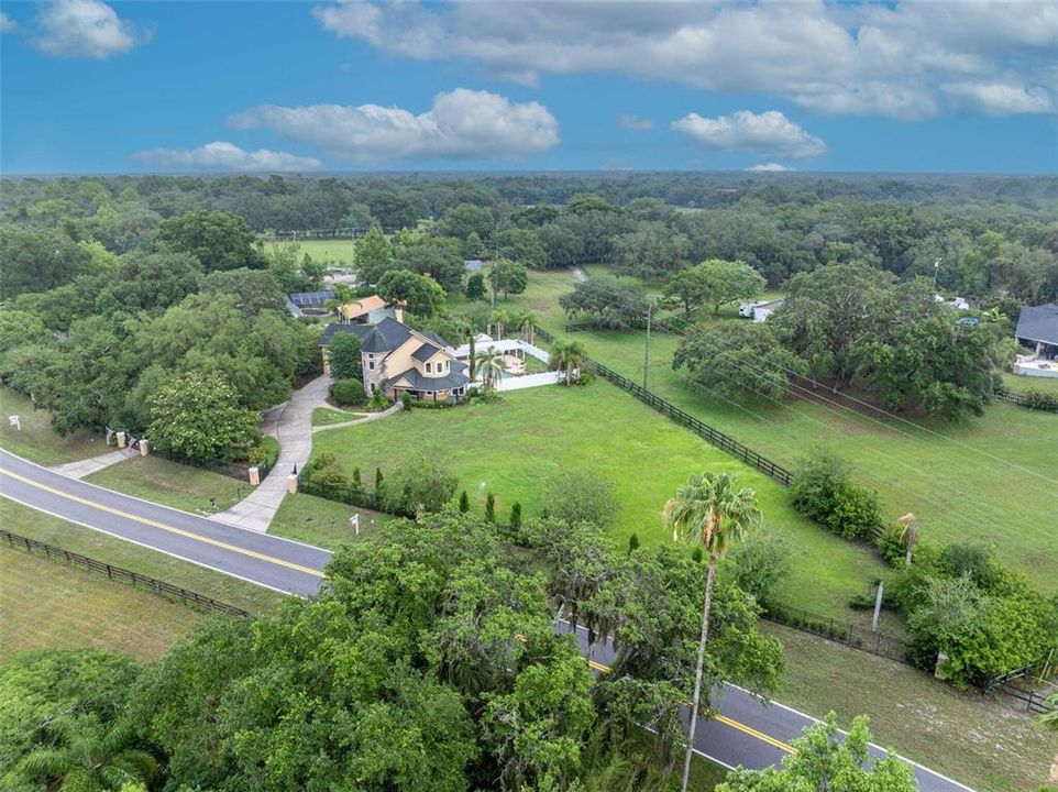 For Sale: $1,575,000 (5 beds, 4 baths, 4233 Square Feet)