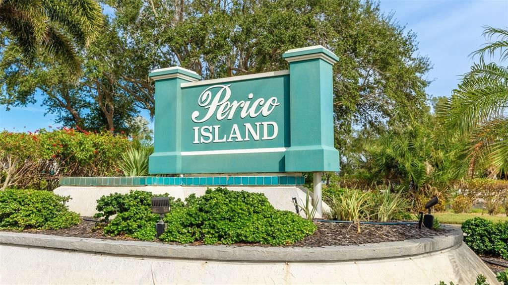 For Sale: $685,500 (3 beds, 2 baths, 1766 Square Feet)