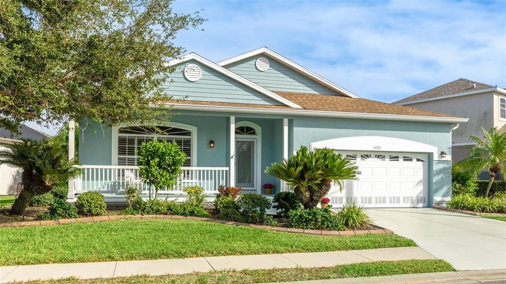 For Sale: $685,500 (3 beds, 2 baths, 1766 Square Feet)