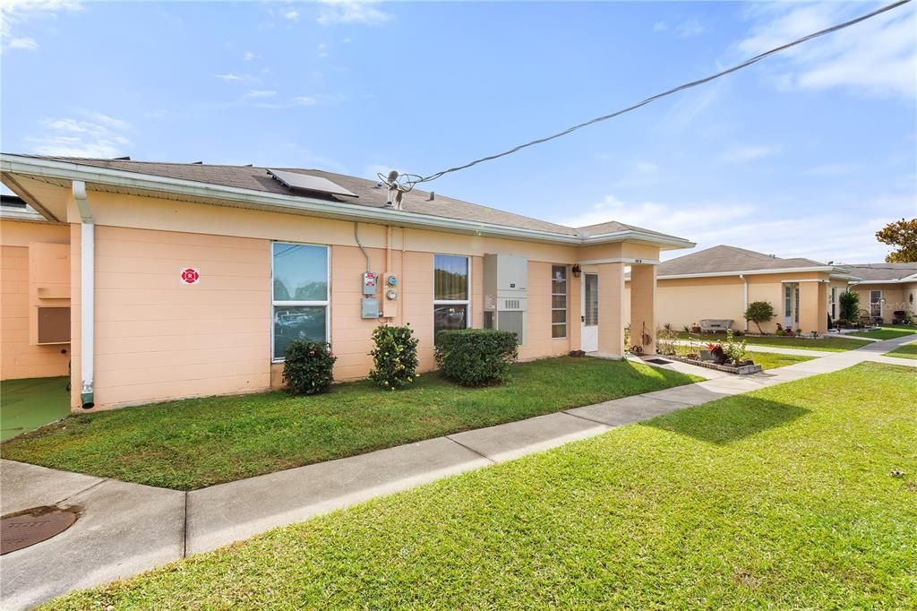 待售: $113,500 (1 贝兹, 1 浴室, 648 平方英尺)