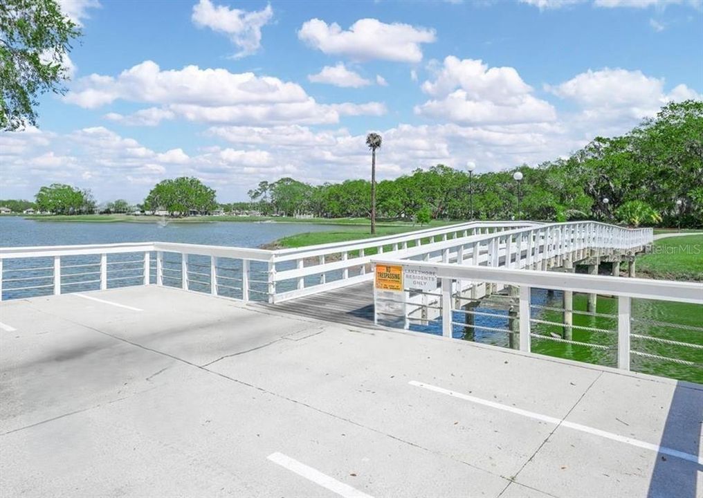 待售: $113,500 (1 贝兹, 1 浴室, 648 平方英尺)