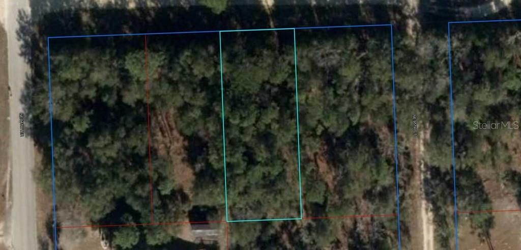 На продажу: $9,900 (0.32 acres)