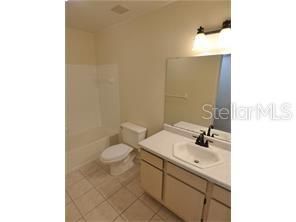 For Rent: $1,400 (1 beds, 1 baths, 861 Square Feet)