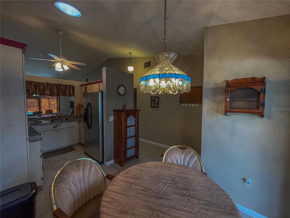 待售: $169,000 (2 贝兹, 2 浴室, 959 平方英尺)