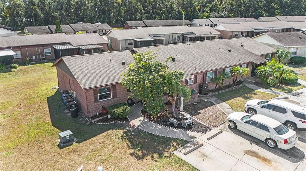 待售: $160,000 (2 贝兹, 1 浴室, 794 平方英尺)