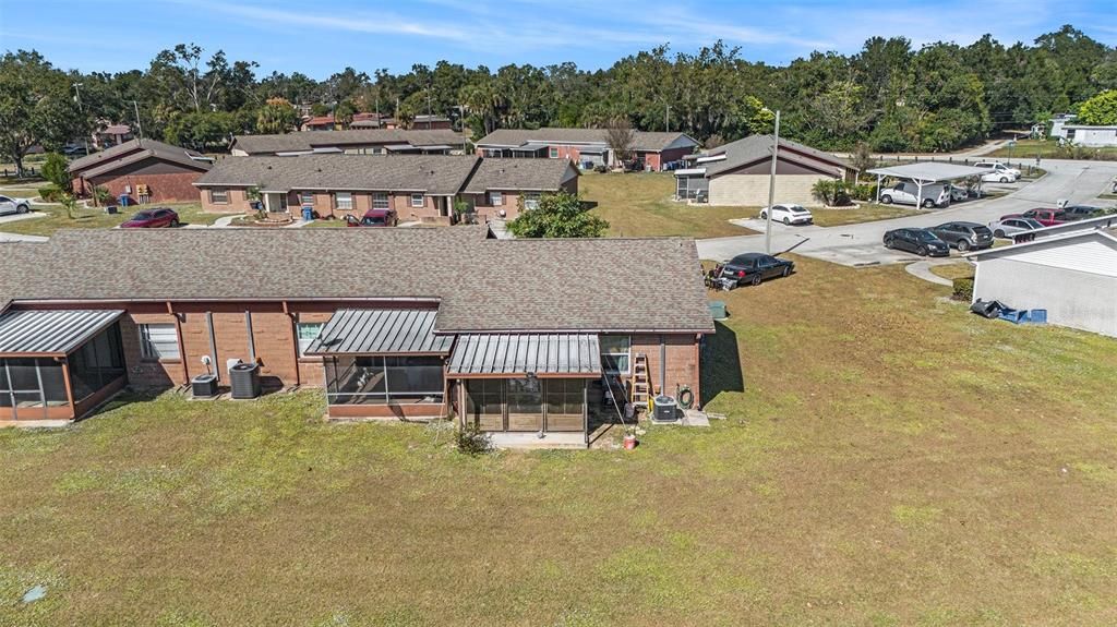 待售: $160,000 (2 贝兹, 1 浴室, 794 平方英尺)