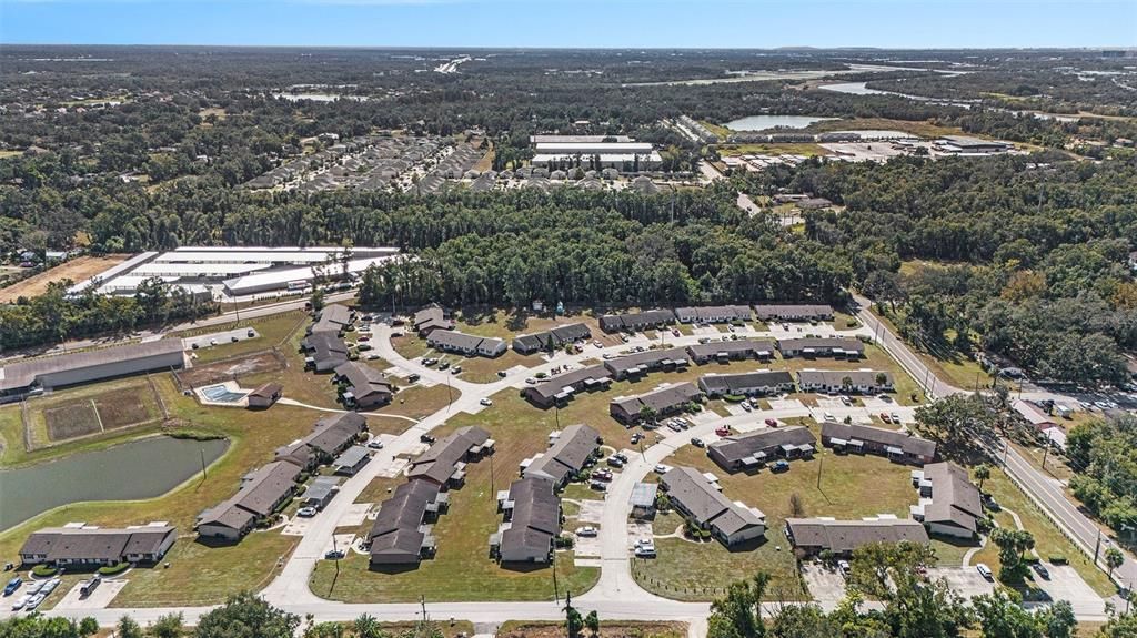 待售: $160,000 (2 贝兹, 1 浴室, 794 平方英尺)