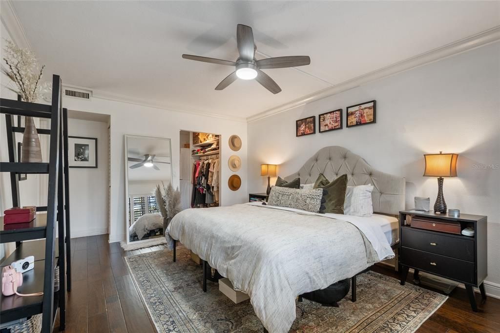 出租: $4,850 (2 贝兹, 2 浴室, 1143 平方英尺)