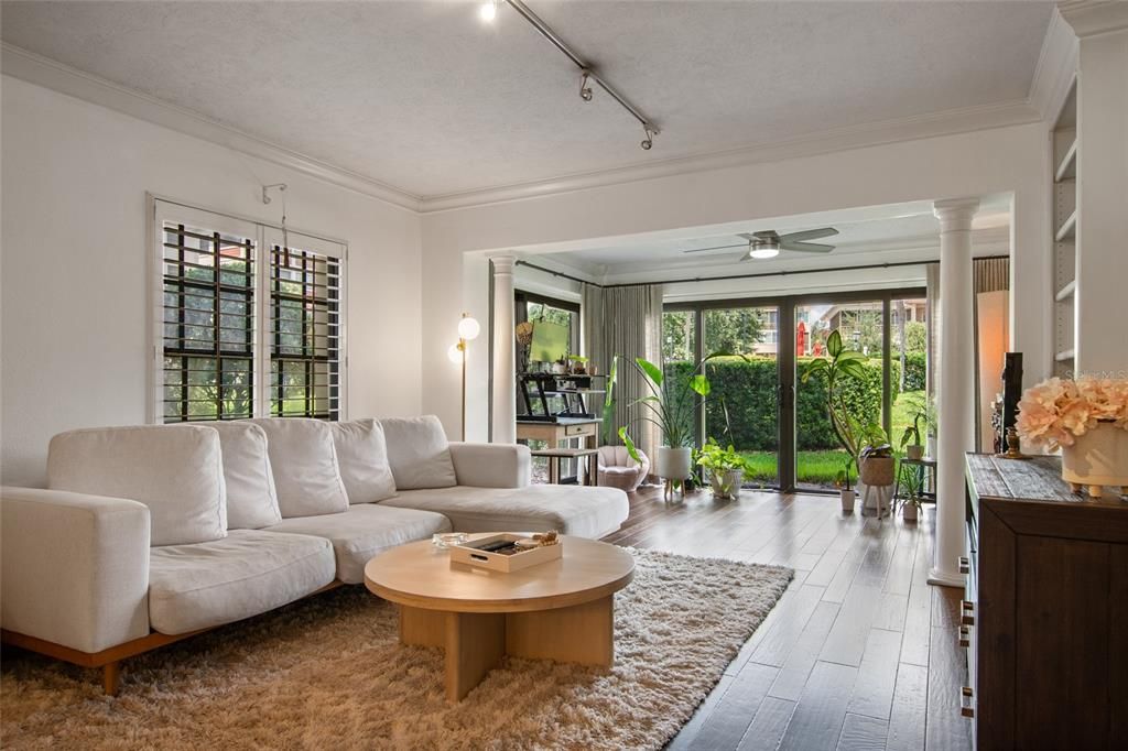 出租: $4,850 (2 贝兹, 2 浴室, 1143 平方英尺)