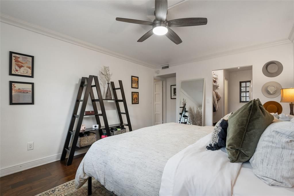 出租: $4,850 (2 贝兹, 2 浴室, 1143 平方英尺)