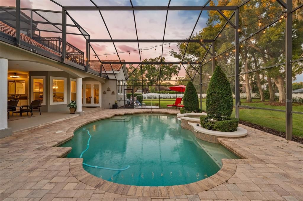 For Sale: $1,350,000 (5 beds, 4 baths, 4899 Square Feet)