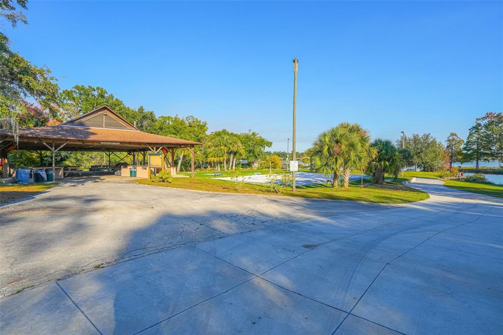 For Sale: $1,350,000 (5 beds, 4 baths, 4899 Square Feet)