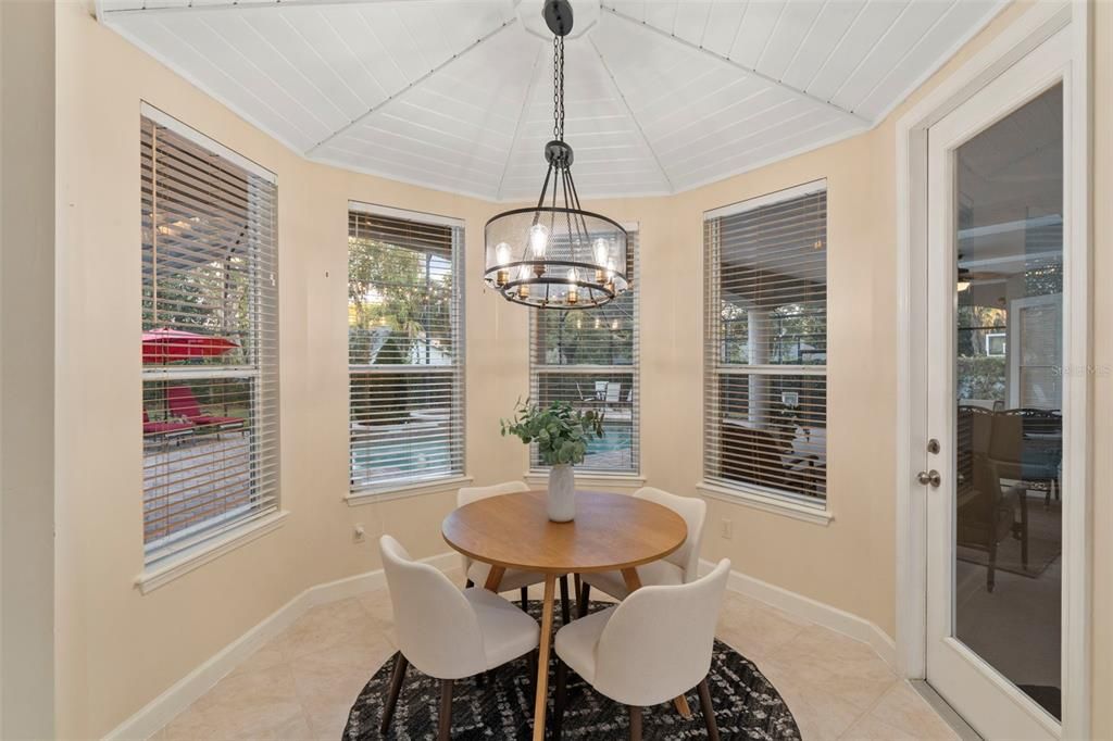 For Sale: $1,350,000 (5 beds, 4 baths, 4899 Square Feet)