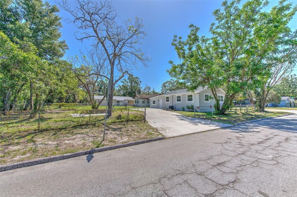 For Sale: $429,000 (4 beds, 2 baths, 1557 Square Feet)