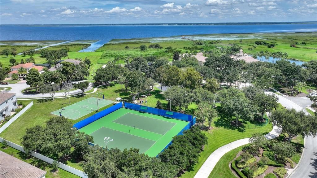 待售: $515,000 (4 贝兹, 3 浴室, 2420 平方英尺)