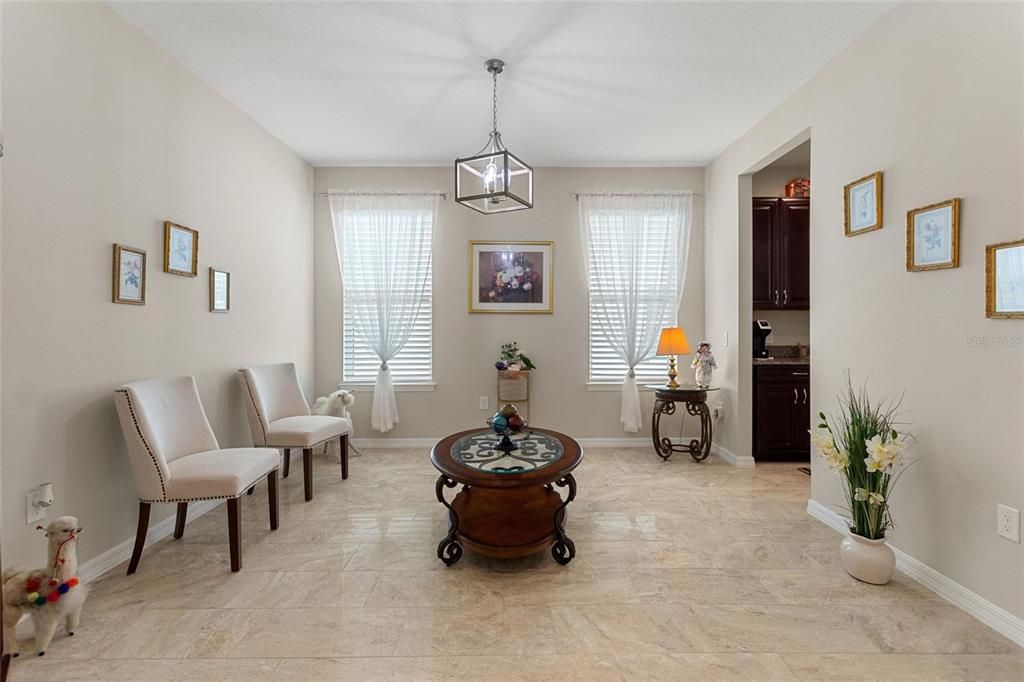 待售: $515,000 (4 贝兹, 3 浴室, 2420 平方英尺)