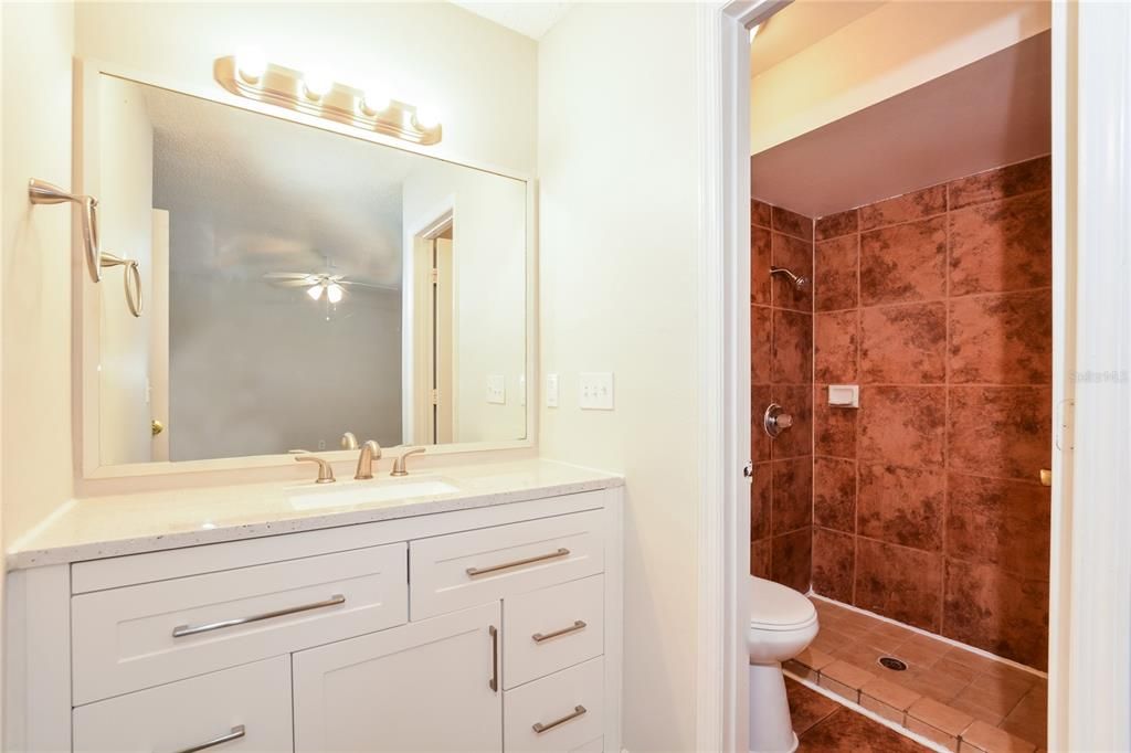 For Rent: $2,210 (4 beds, 2 baths, 1396 Square Feet)