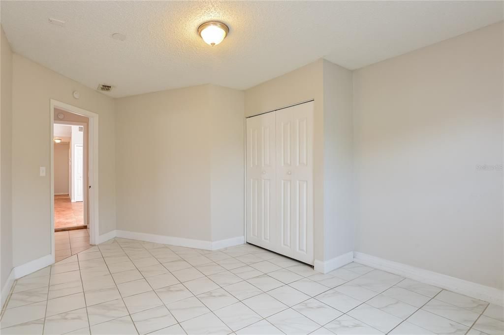 For Rent: $2,210 (4 beds, 2 baths, 1396 Square Feet)