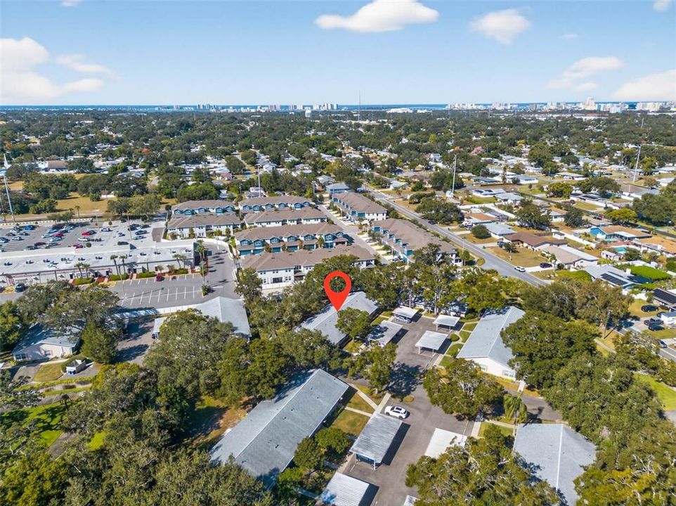 Под контрактом: $190,000 (2 спален, 2 ванн, 1044 Квадратных фут)