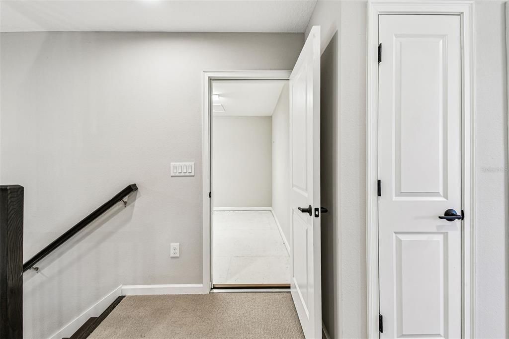 For Sale: $410,000 (3 beds, 2 baths, 1784 Square Feet)