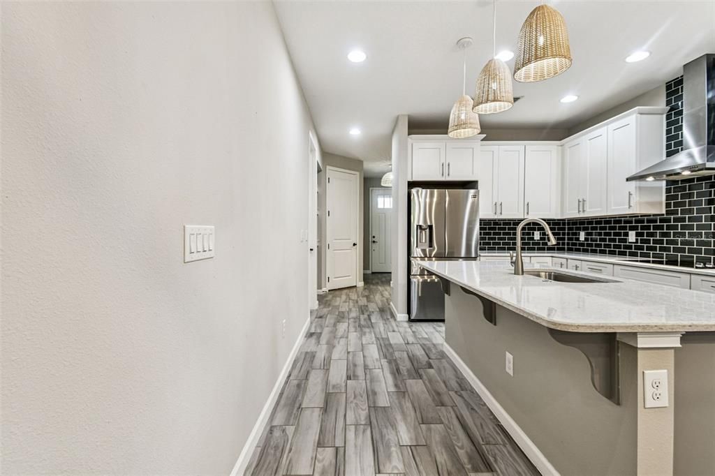 For Sale: $410,000 (3 beds, 2 baths, 1784 Square Feet)