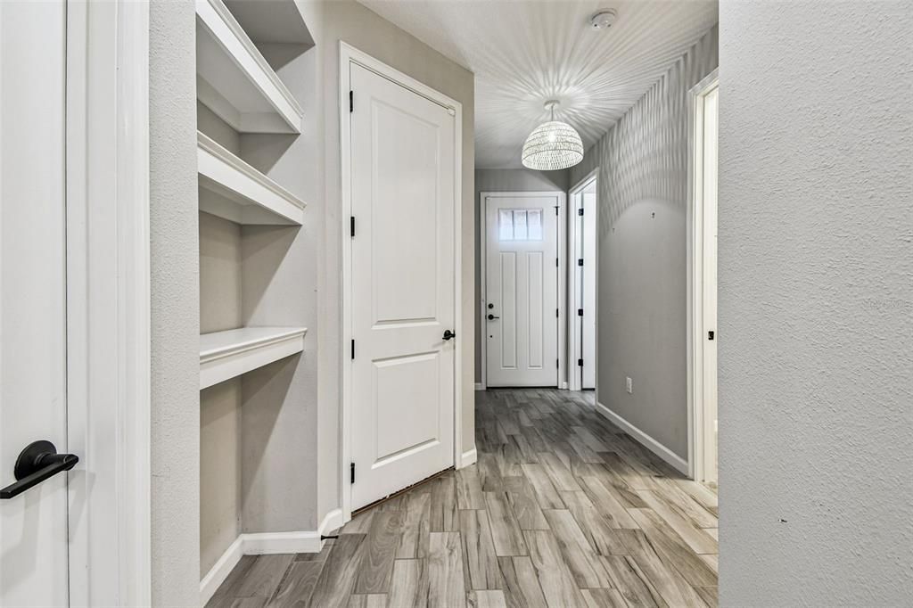 For Sale: $410,000 (3 beds, 2 baths, 1784 Square Feet)