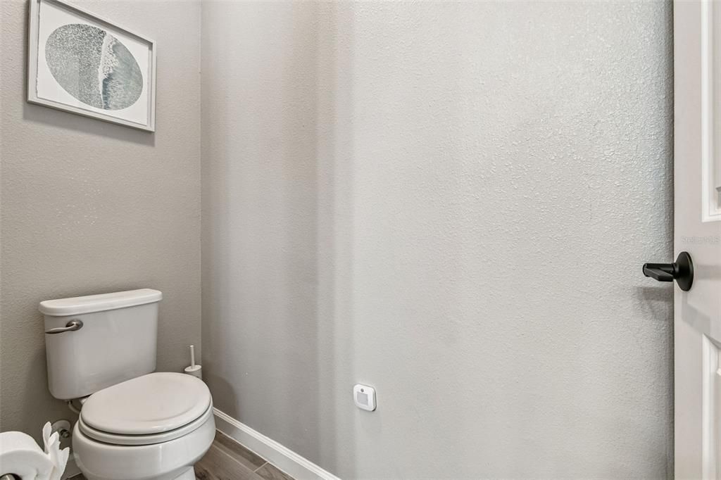 For Sale: $410,000 (3 beds, 2 baths, 1784 Square Feet)