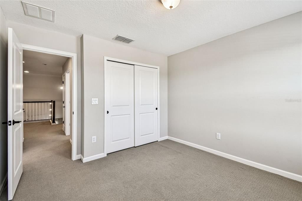 For Sale: $410,000 (3 beds, 2 baths, 1784 Square Feet)