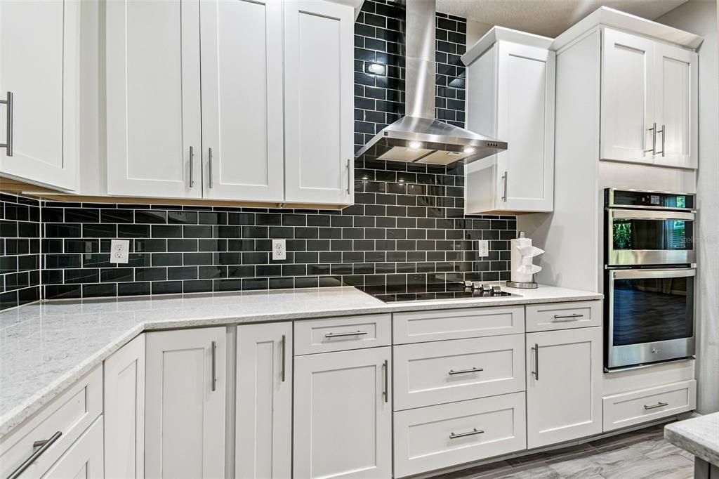 For Sale: $410,000 (3 beds, 2 baths, 1784 Square Feet)