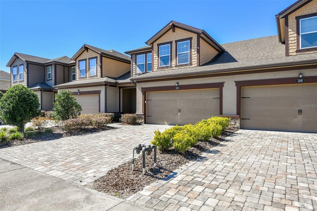 For Sale: $410,000 (3 beds, 2 baths, 1784 Square Feet)