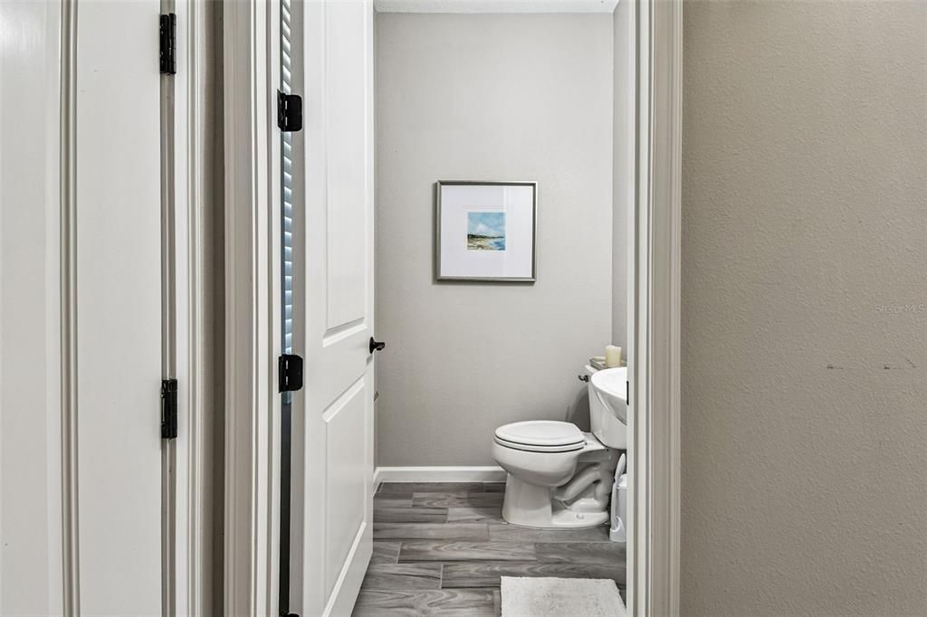 For Sale: $410,000 (3 beds, 2 baths, 1784 Square Feet)