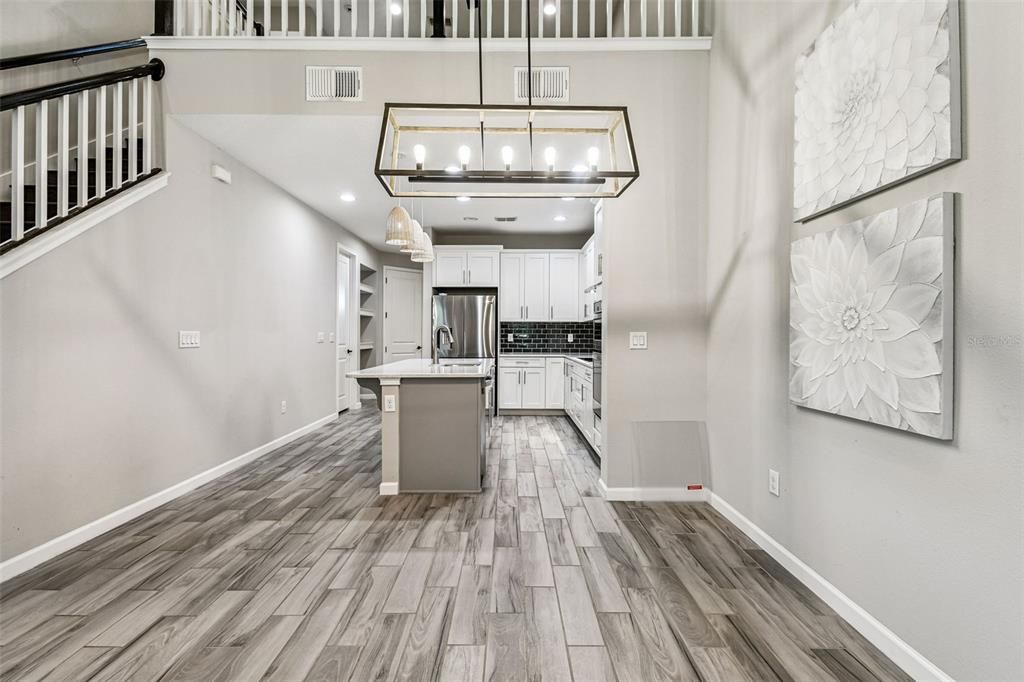 For Sale: $410,000 (3 beds, 2 baths, 1784 Square Feet)