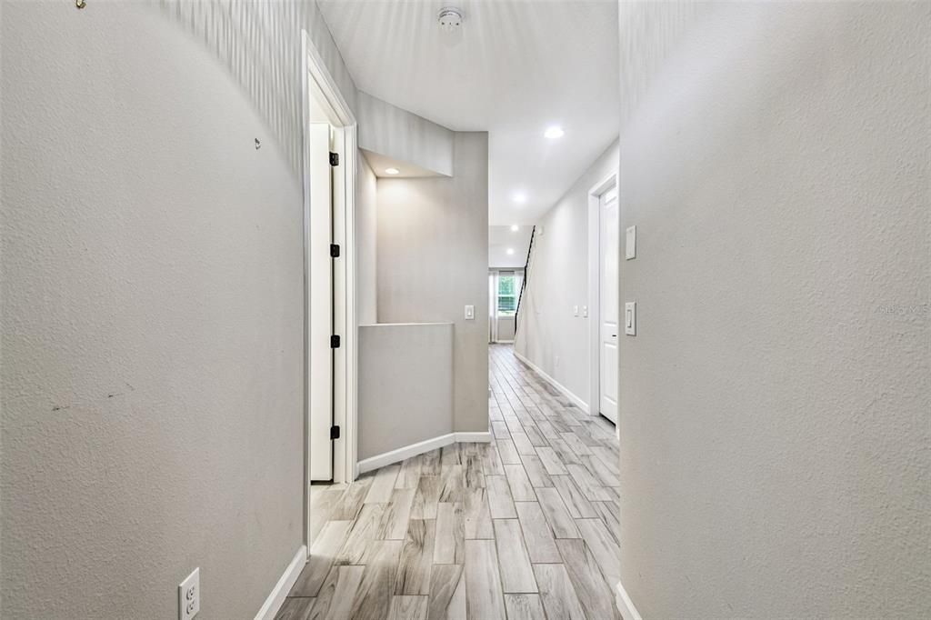 For Sale: $410,000 (3 beds, 2 baths, 1784 Square Feet)