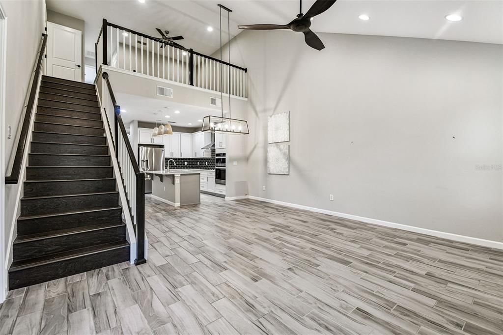 For Sale: $410,000 (3 beds, 2 baths, 1784 Square Feet)