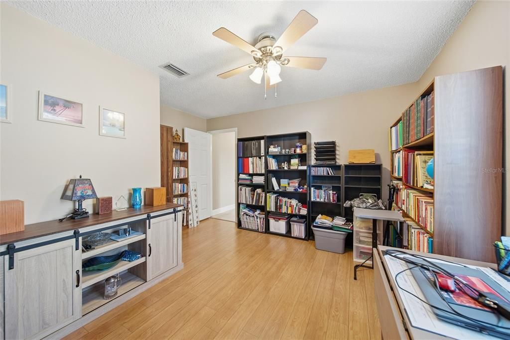 Active With Contract: $579,999 (4 beds, 2 baths, 1967 Square Feet)