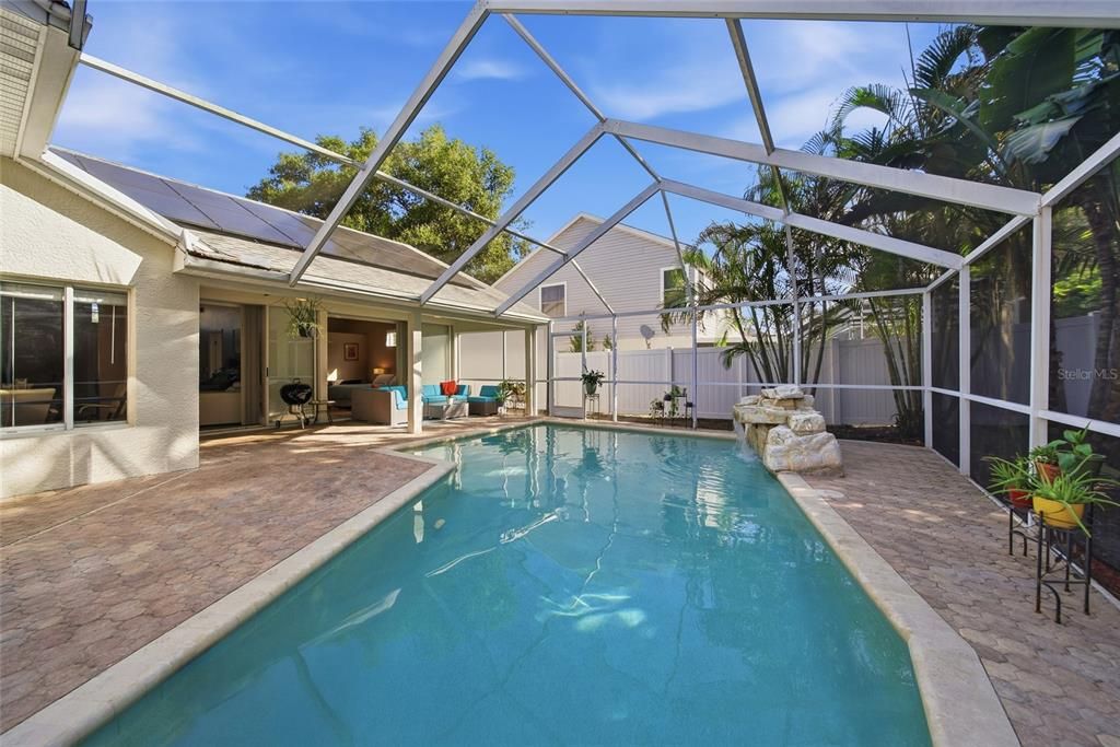 Active With Contract: $579,999 (4 beds, 2 baths, 1967 Square Feet)