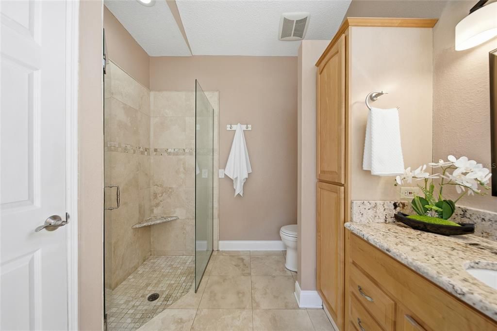 Active With Contract: $579,999 (4 beds, 2 baths, 1967 Square Feet)