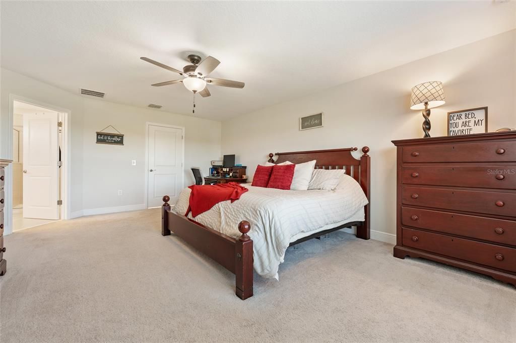 待售: $714,500 (5 贝兹, 4 浴室, 3163 平方英尺)