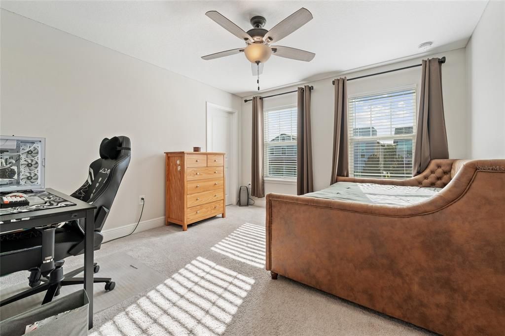 待售: $714,500 (5 贝兹, 4 浴室, 3163 平方英尺)