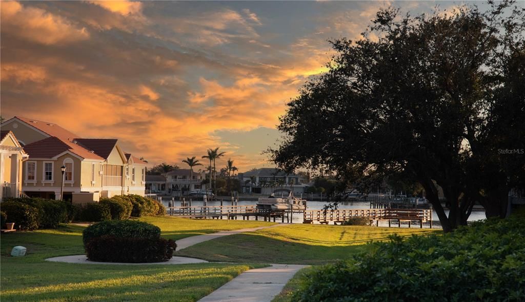 En Venta: $1,395,000 (3 camas, 2 baños, 2000 Pies cuadrados)