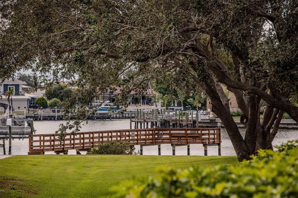 En Venta: $1,395,000 (3 camas, 2 baños, 2000 Pies cuadrados)