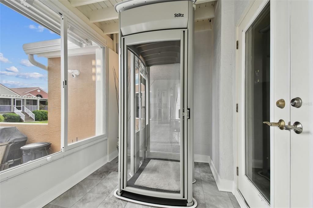 En Venta: $1,395,000 (3 camas, 2 baños, 2000 Pies cuadrados)