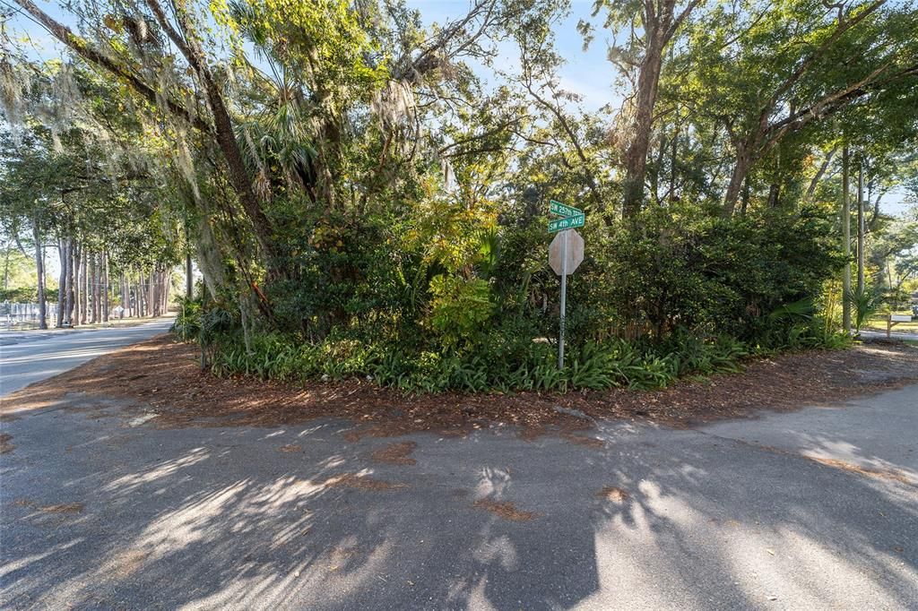 待售: $260,000 (3 贝兹, 2 浴室, 1056 平方英尺)