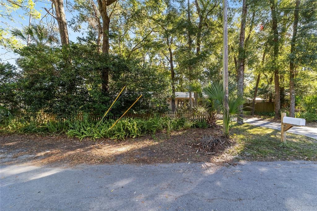 待售: $260,000 (3 贝兹, 2 浴室, 1056 平方英尺)