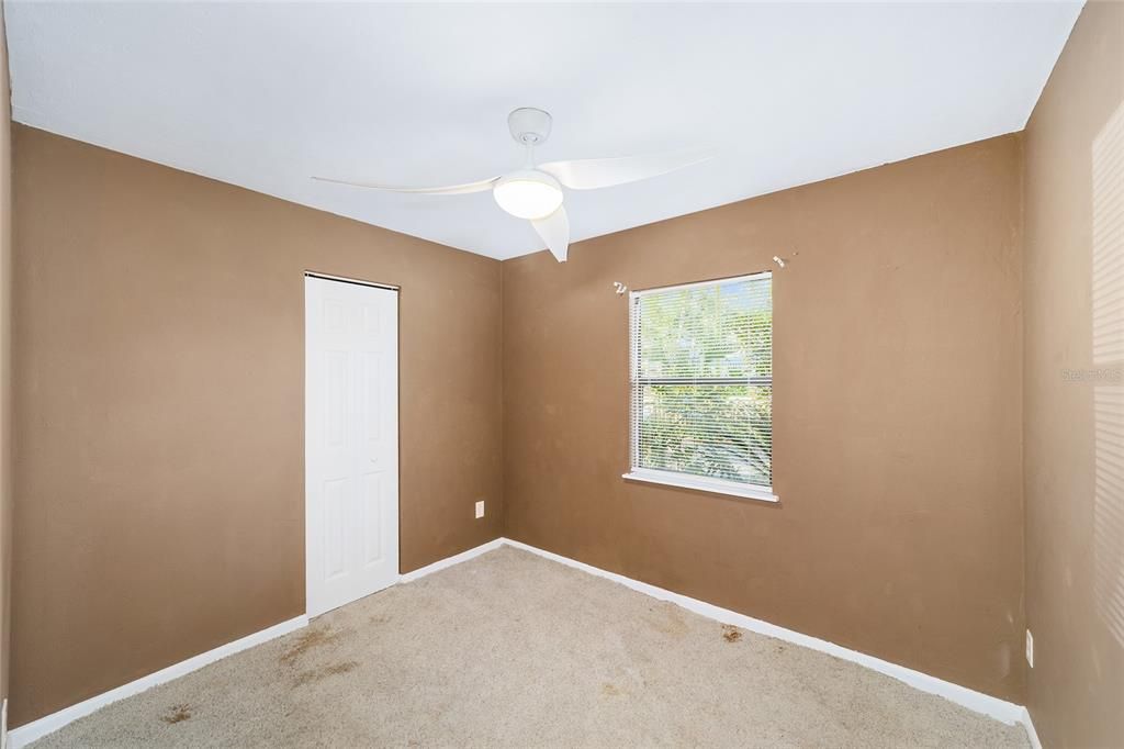 待售: $260,000 (3 贝兹, 2 浴室, 1056 平方英尺)