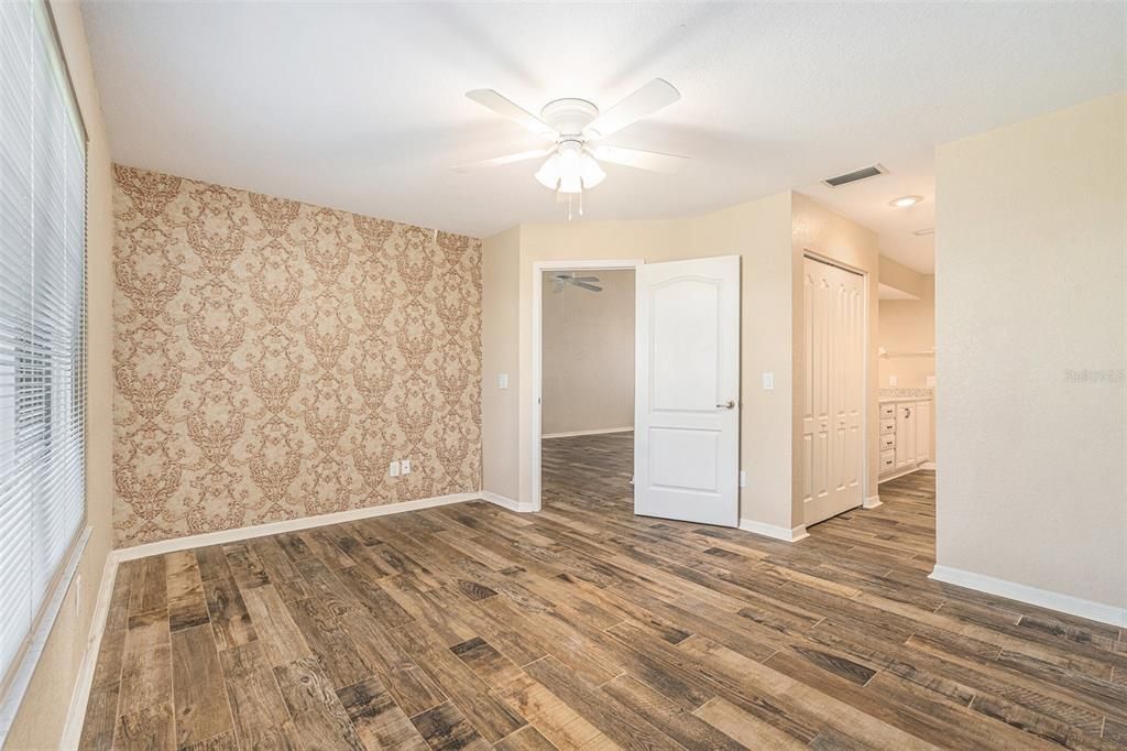 待售: $350,000 (3 贝兹, 2 浴室, 1573 平方英尺)