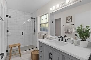 For Sale: $299,500 (3 beds, 2 baths, 1222 Square Feet)